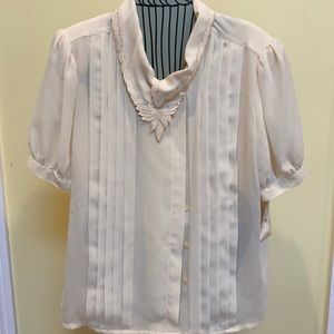 Vintage La Blouse tag/buttons.